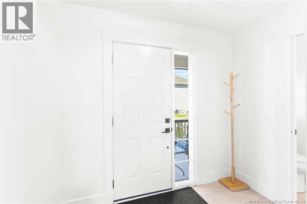 2 Huntingdon Circle Property Photo 5