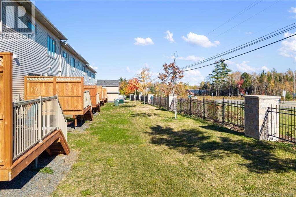 2 Huntingdon Circle Property Photo 44