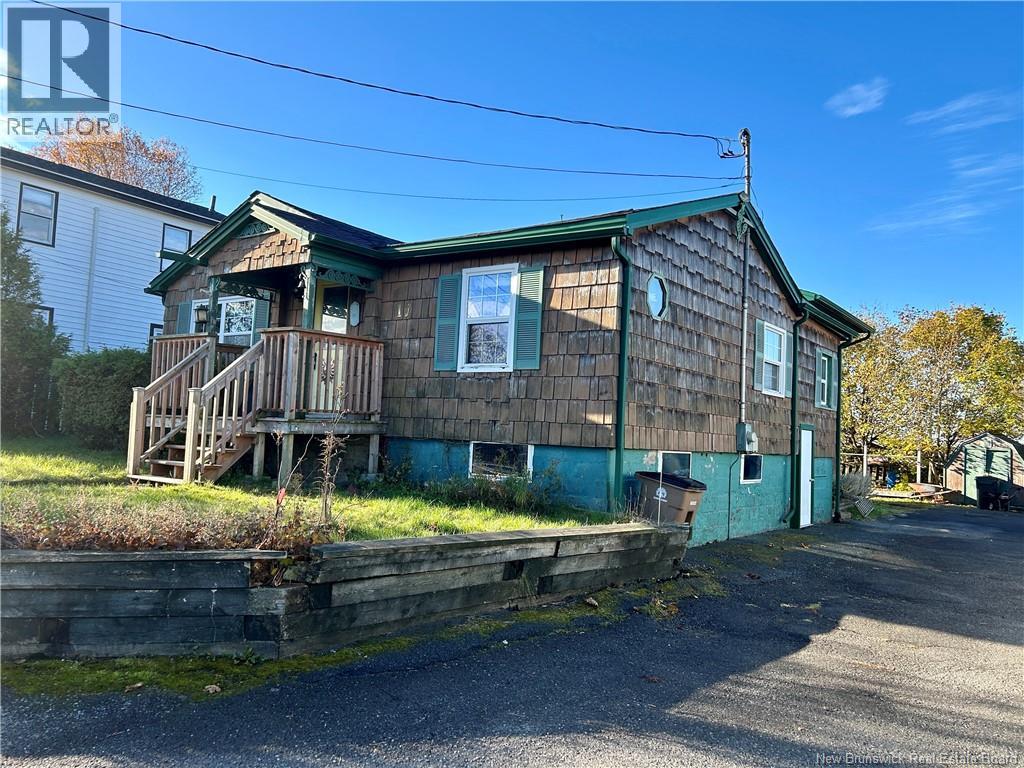 17 Rockcliff Street Property Photo 1