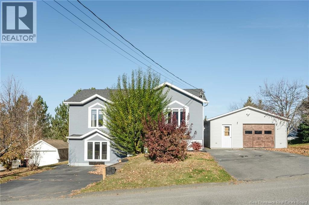4 Mgr Roy Ave Property Photo 1