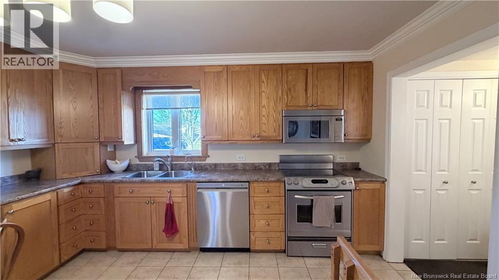 556 First Ave Property Photo 21