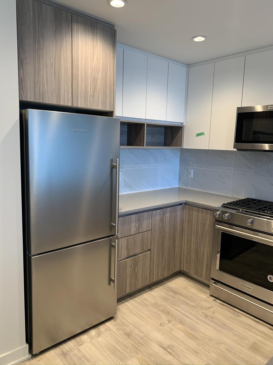 606 8940 University Crescent Property Photo 6