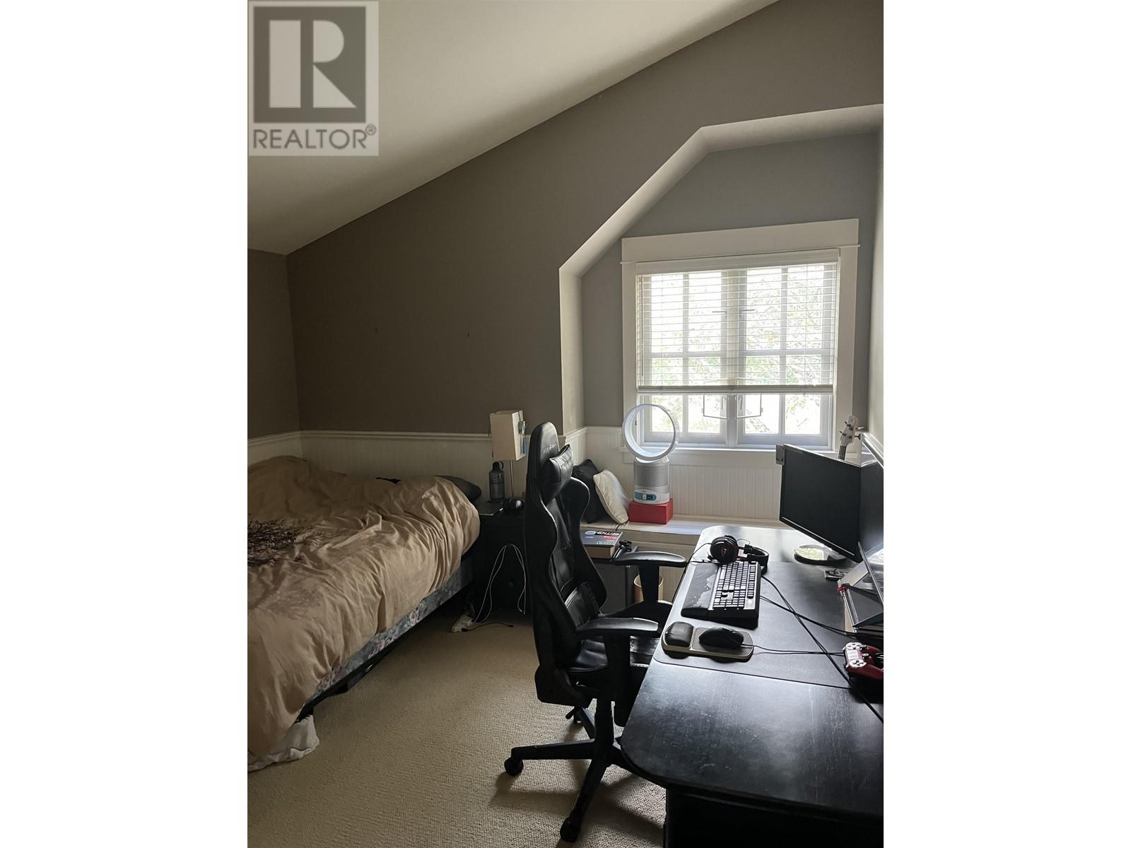 7637 West Boulevard Property Photo 10