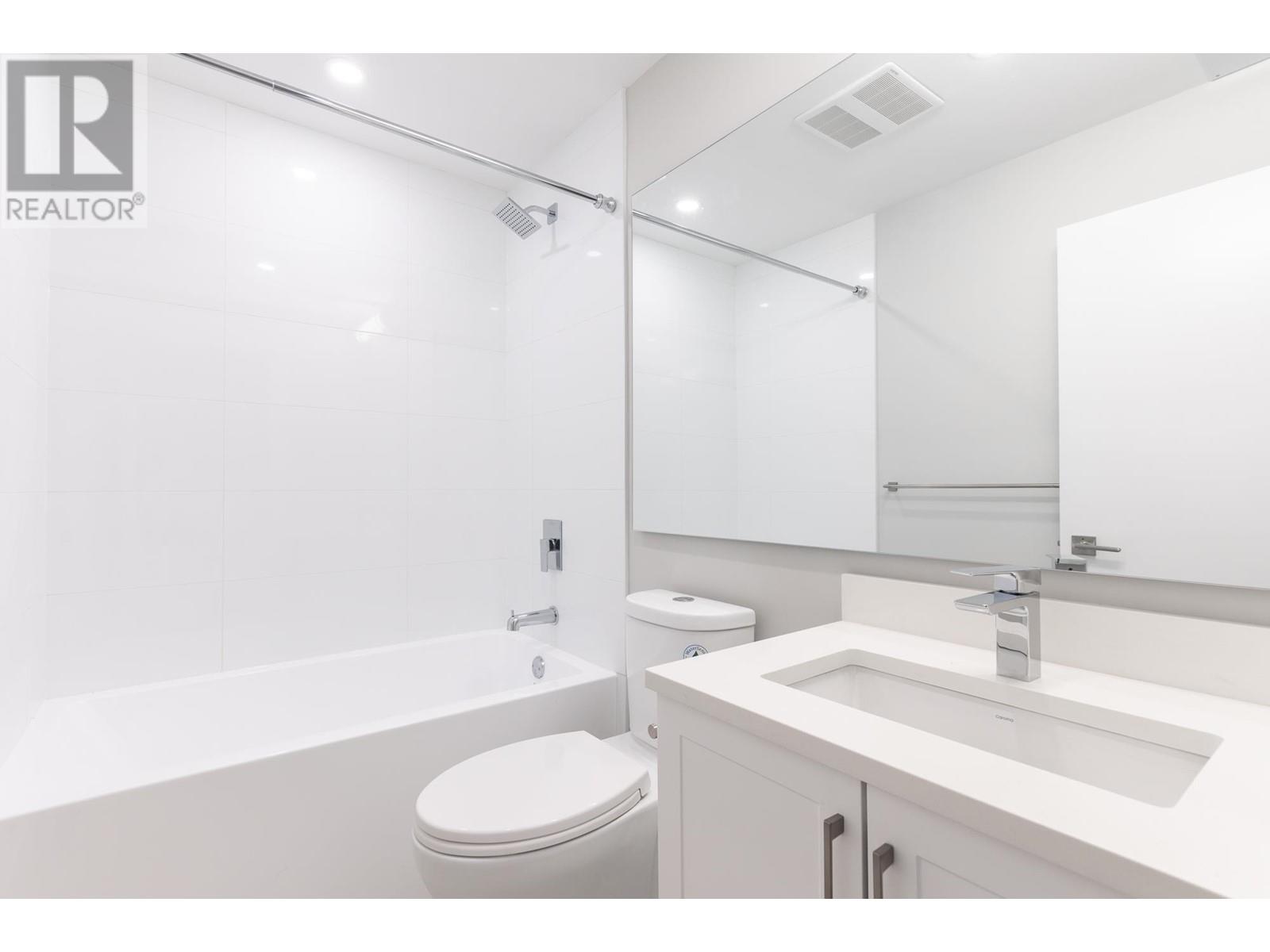 207 1942 Starling Drive Property Photo 10