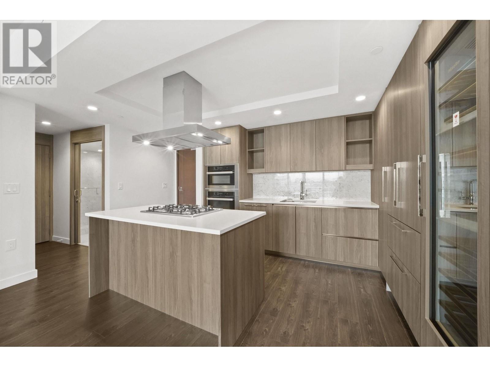 1209 1768 Cook Street Property Photo 8
