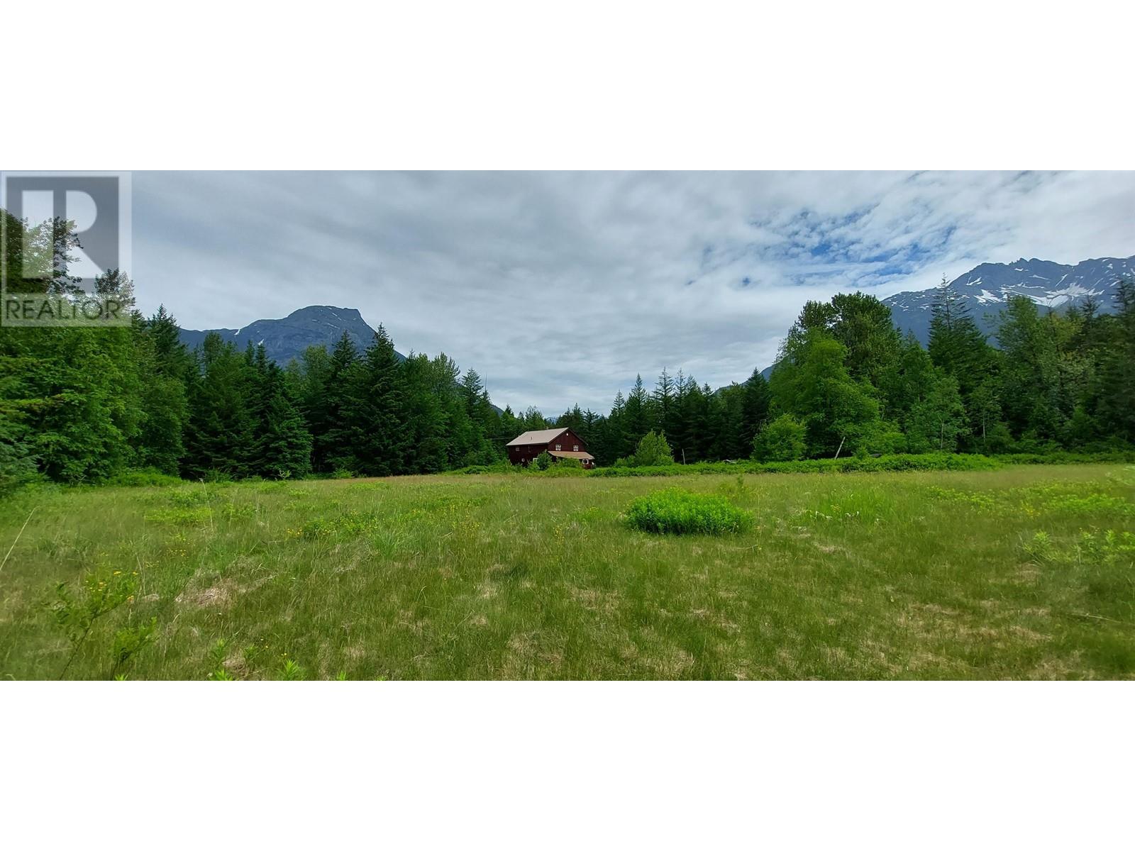 2335 Mackenzie 20 Highway Property Photo 7