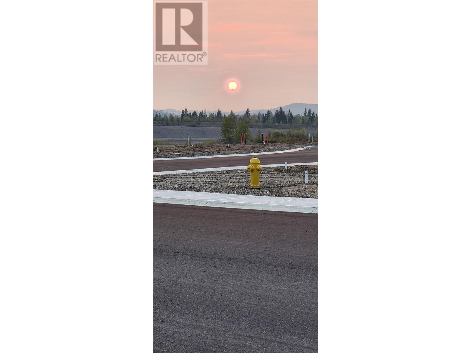 2576 Pebble Creek Boulevard Property Photo 8