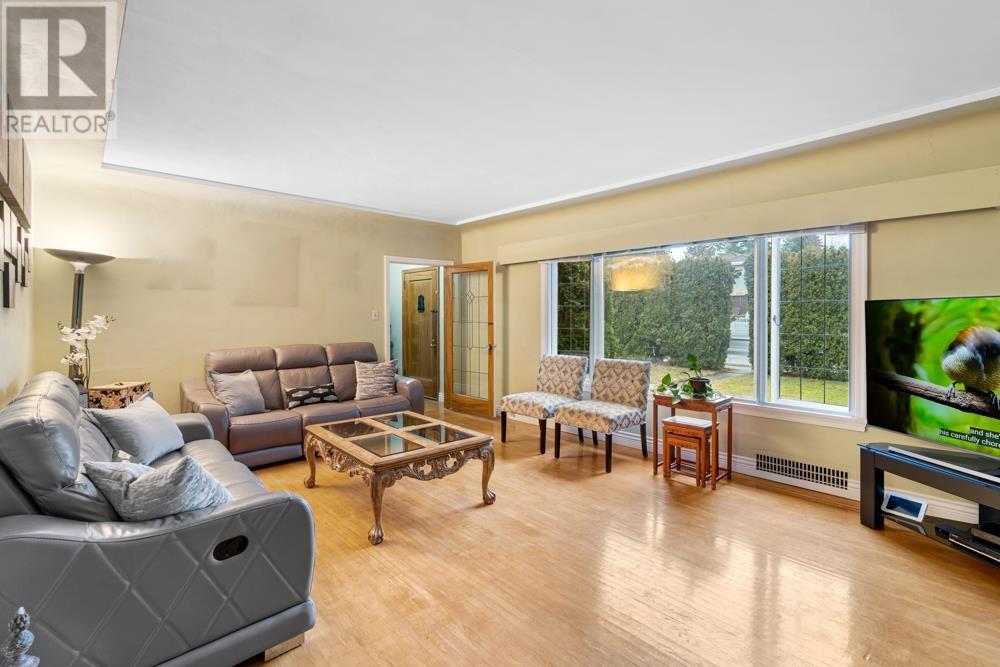 6909 Granville Street Property Photo 6