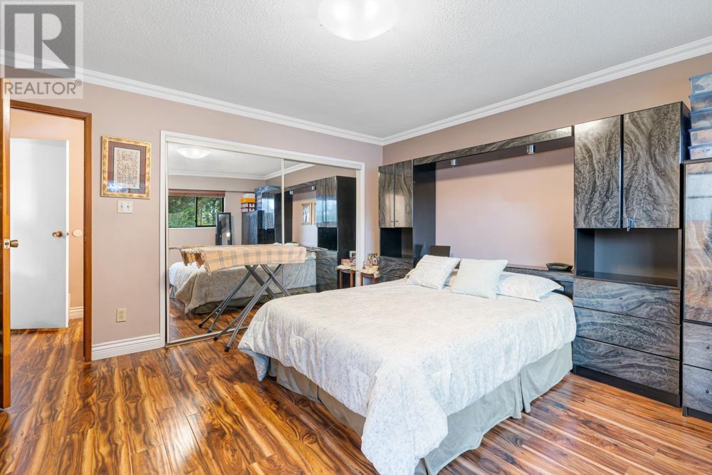 6909 Granville Street Property Photo 16