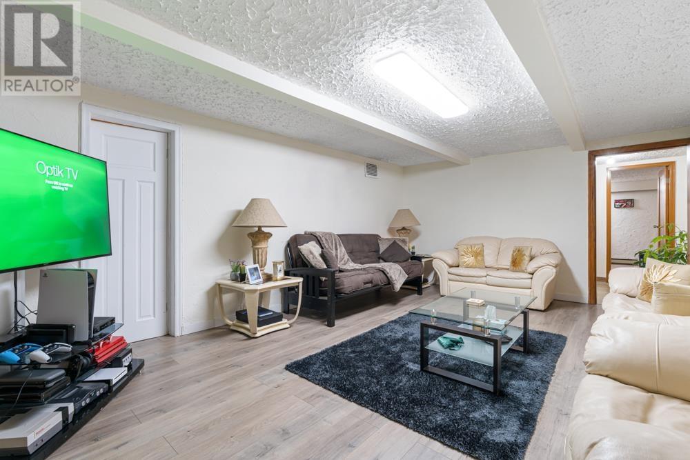 6909 Granville Street Property Photo 19