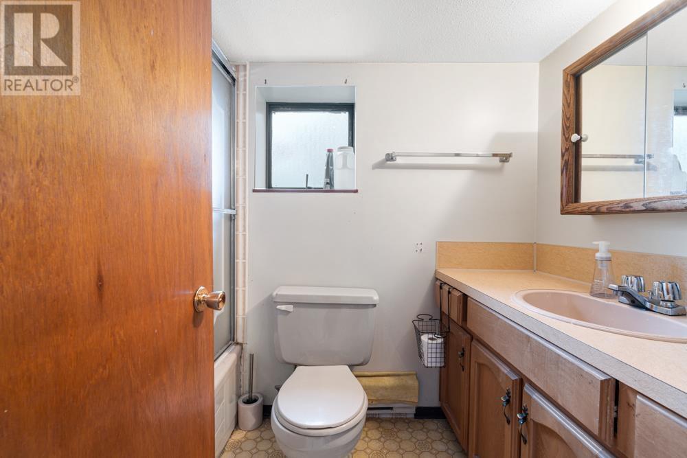 6909 Granville Street Property Photo 24