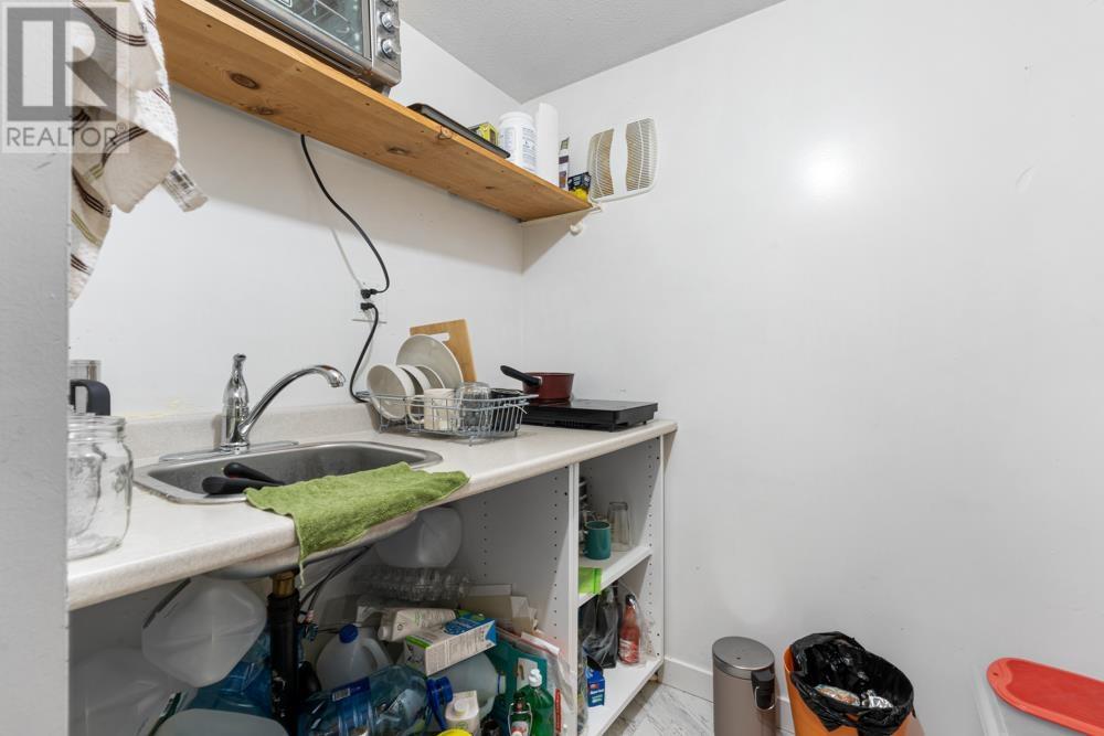 6909 Granville Street Property Photo 25