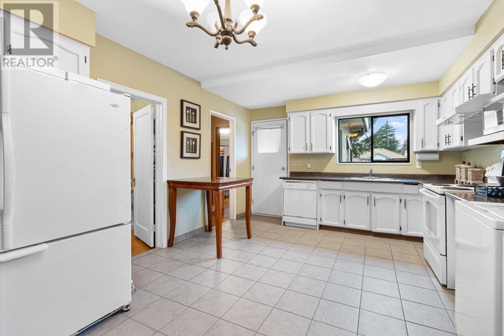 6909 Granville Street Property Photo 28
