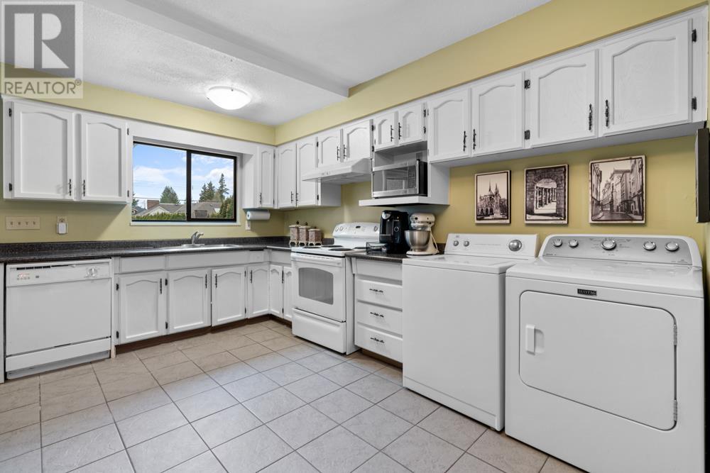 6909 Granville Street Property Photo 30