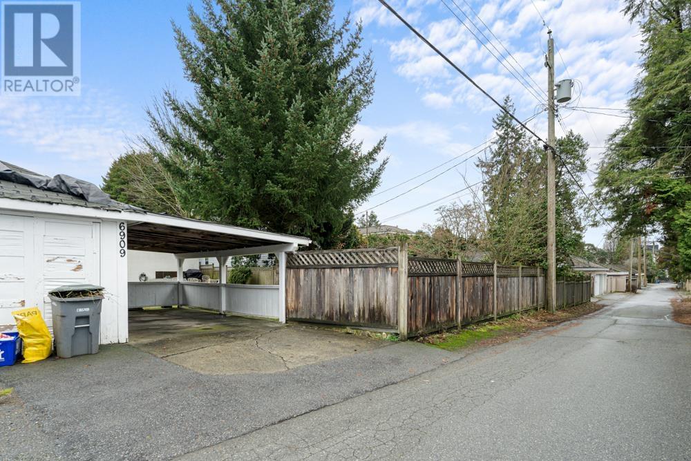 6909 Granville Street Property Photo 36