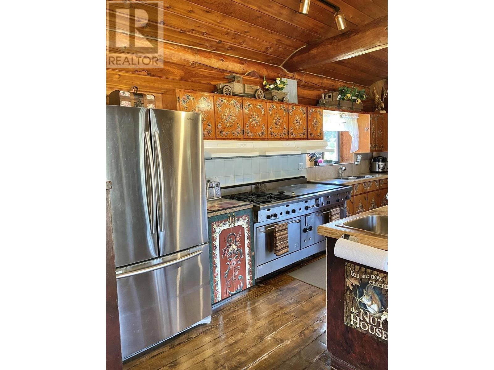 19345 S 5 Highway Property Photo 8
