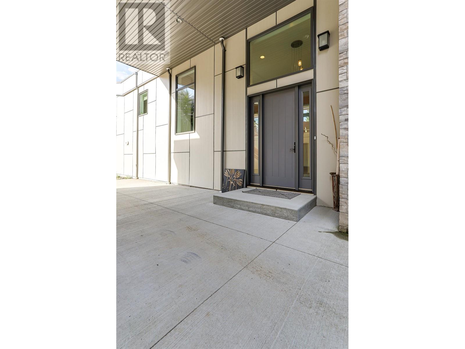 69 Elderberry Street Property Photo 7