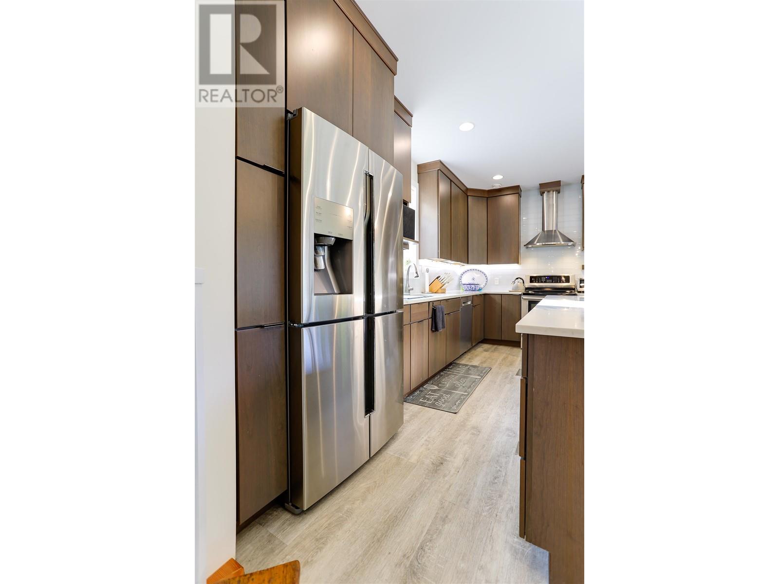 69 Elderberry Street Property Photo 12