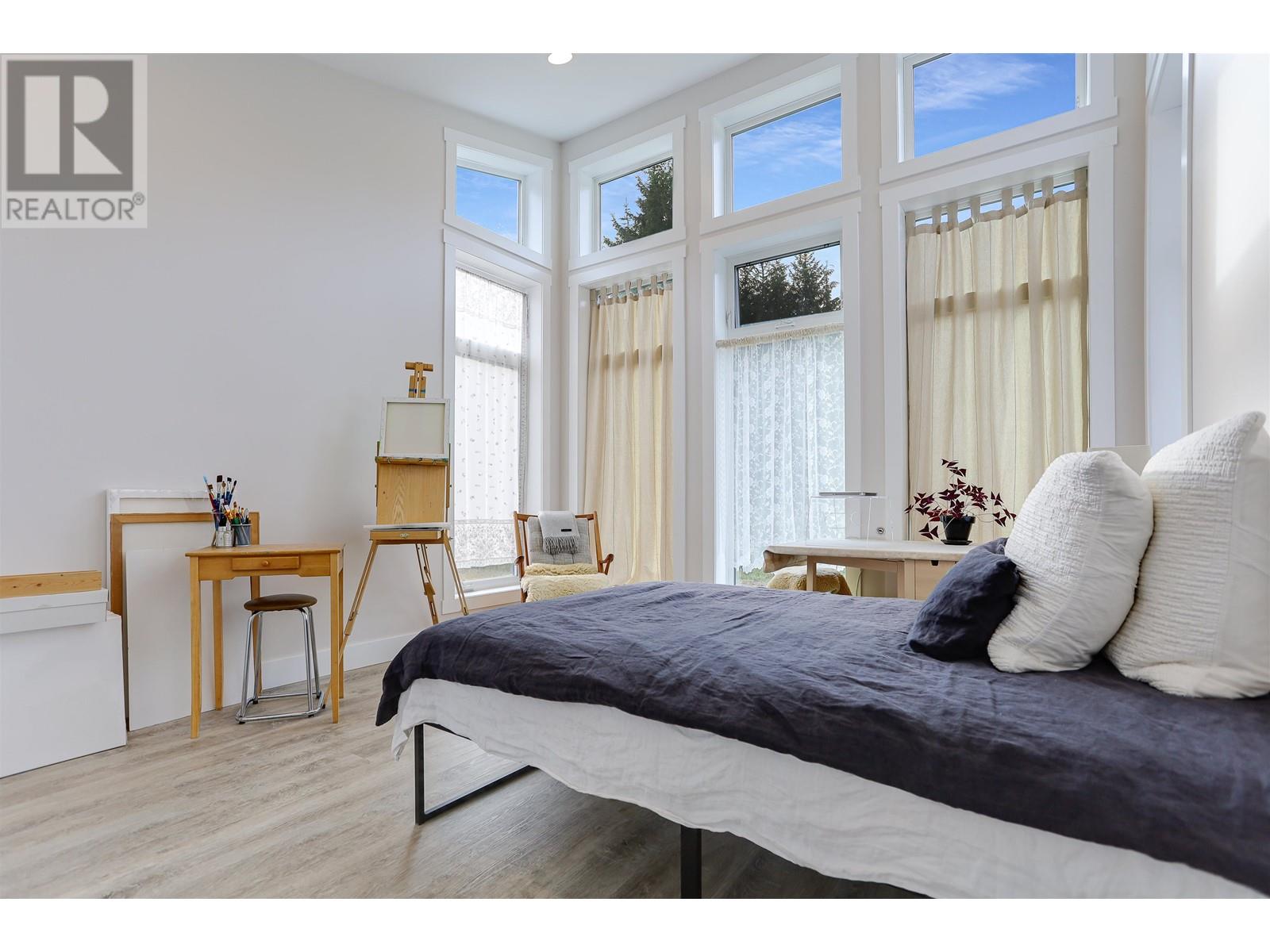 69 Elderberry Street Property Photo 15