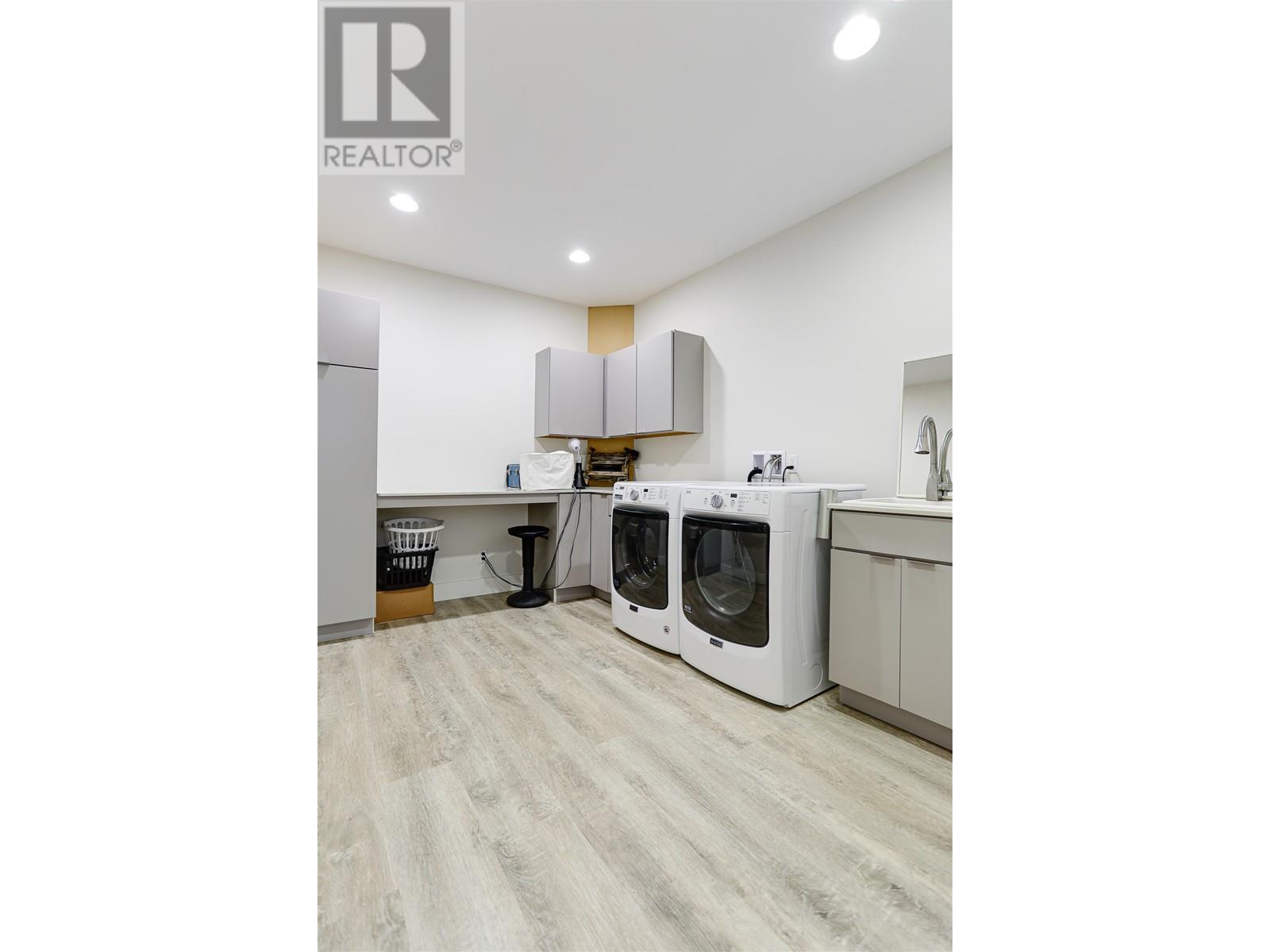69 Elderberry Street Property Photo 30