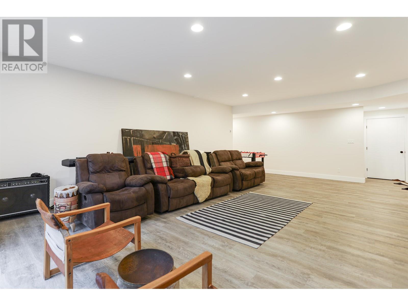 69 Elderberry Street Property Photo 31