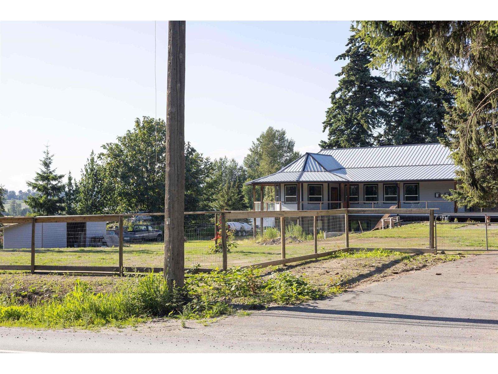 857 Bradner Road Property Photo 8
