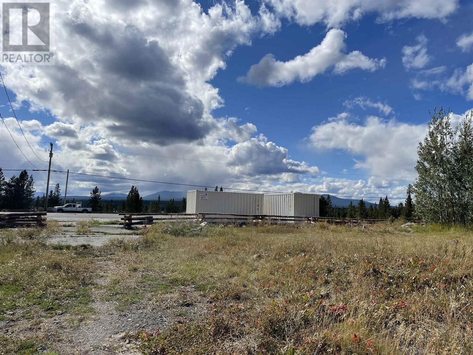 21136 Chilcotin 20 Highway Property Photo 3