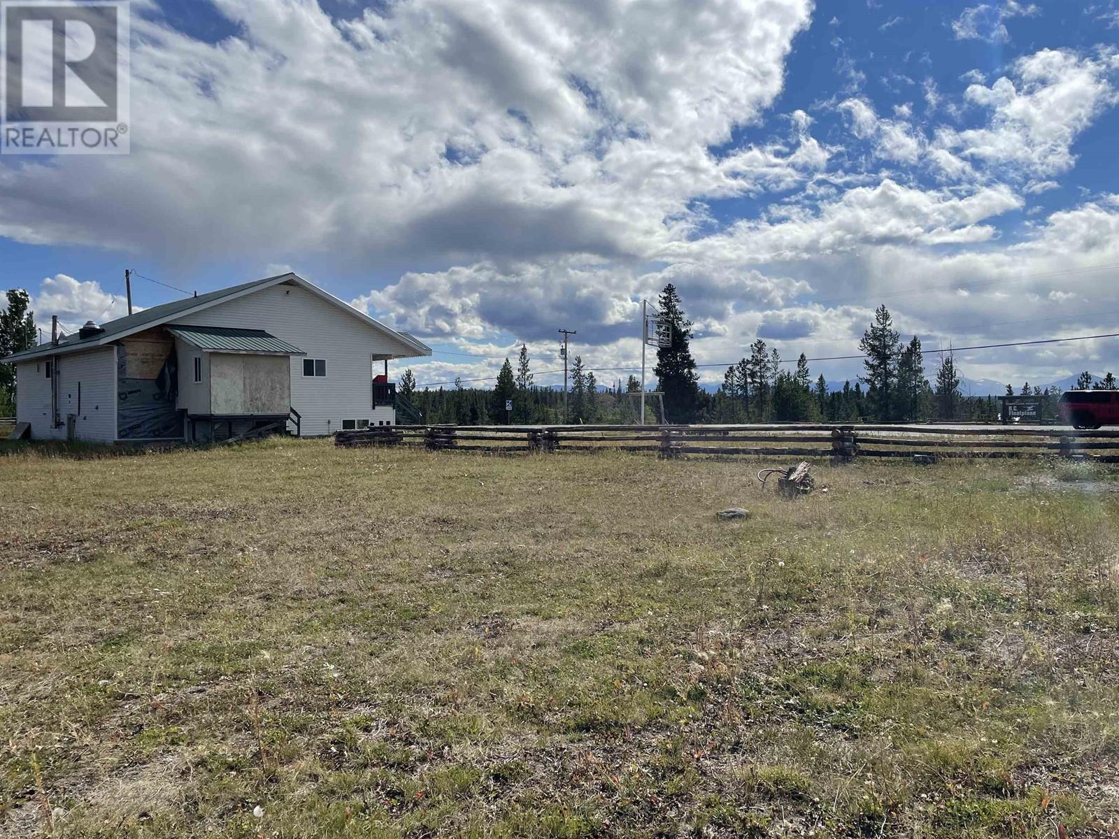 21136 Chilcotin 20 Highway Property Photo 5
