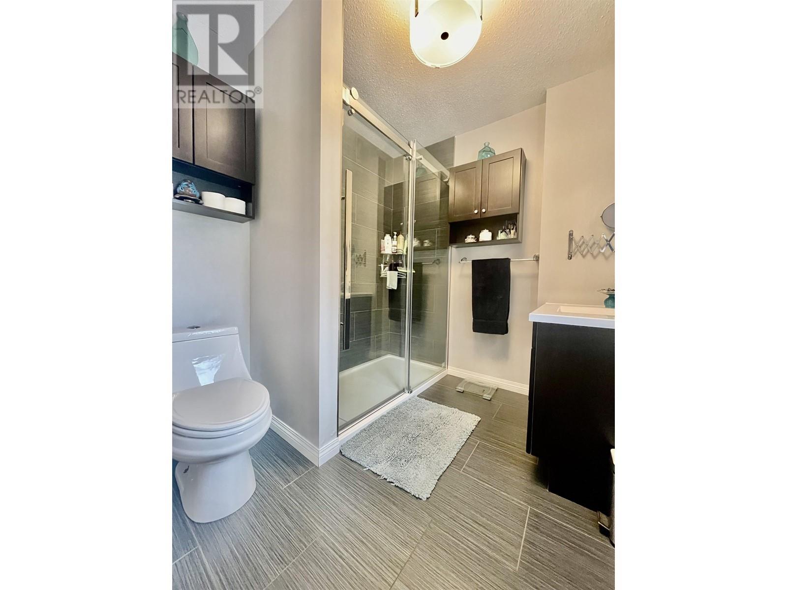 4935 Agar Avenue Property Photo 10