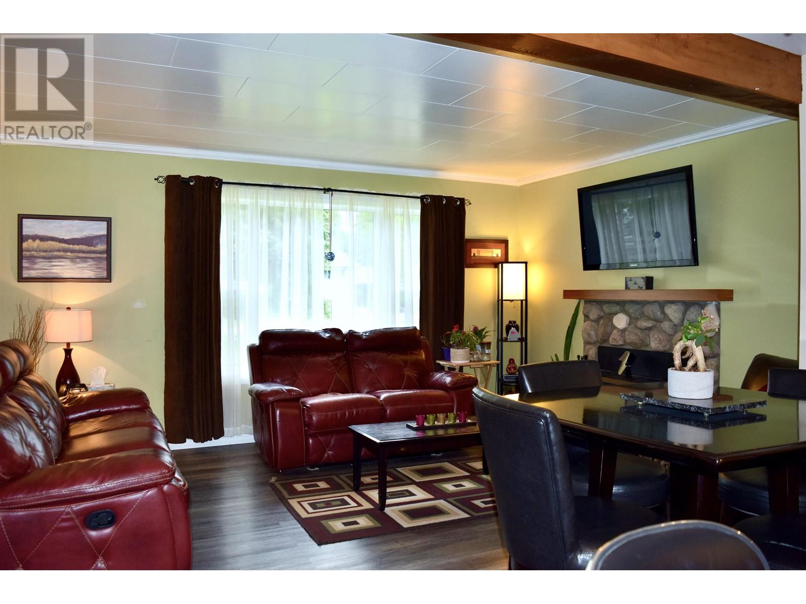 4935 Agar Avenue Property Photo 24