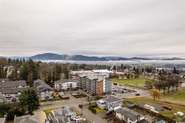 32964 10 Avenue Property Photo 14