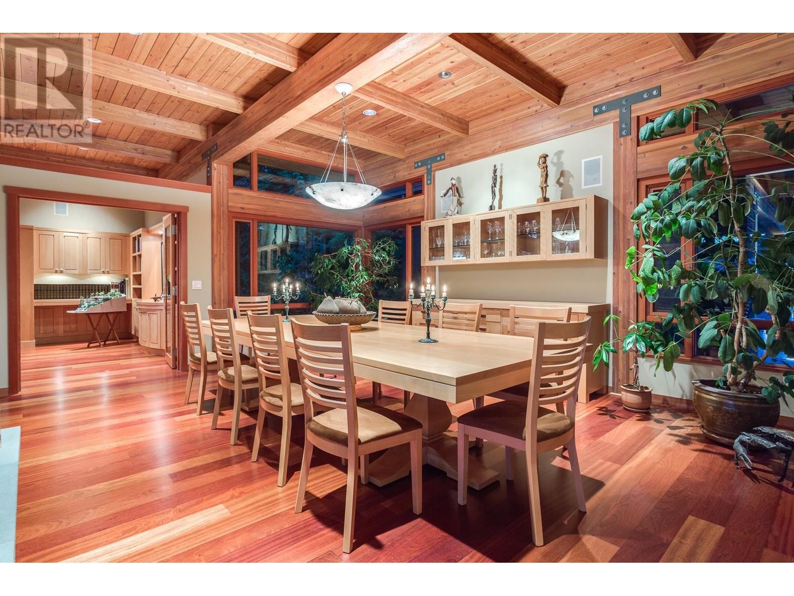 5363 Kew Cliff Road Property Photo 13