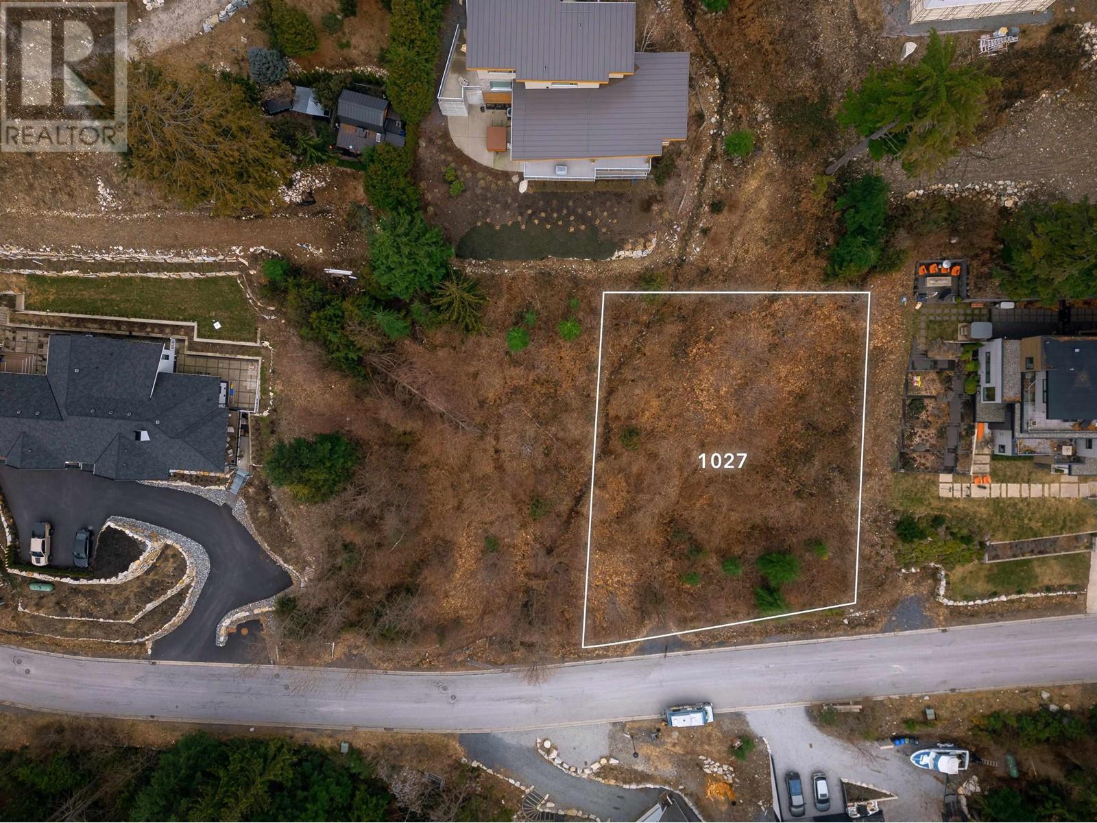 1027 Goat Ridge Drive Property Photo 2