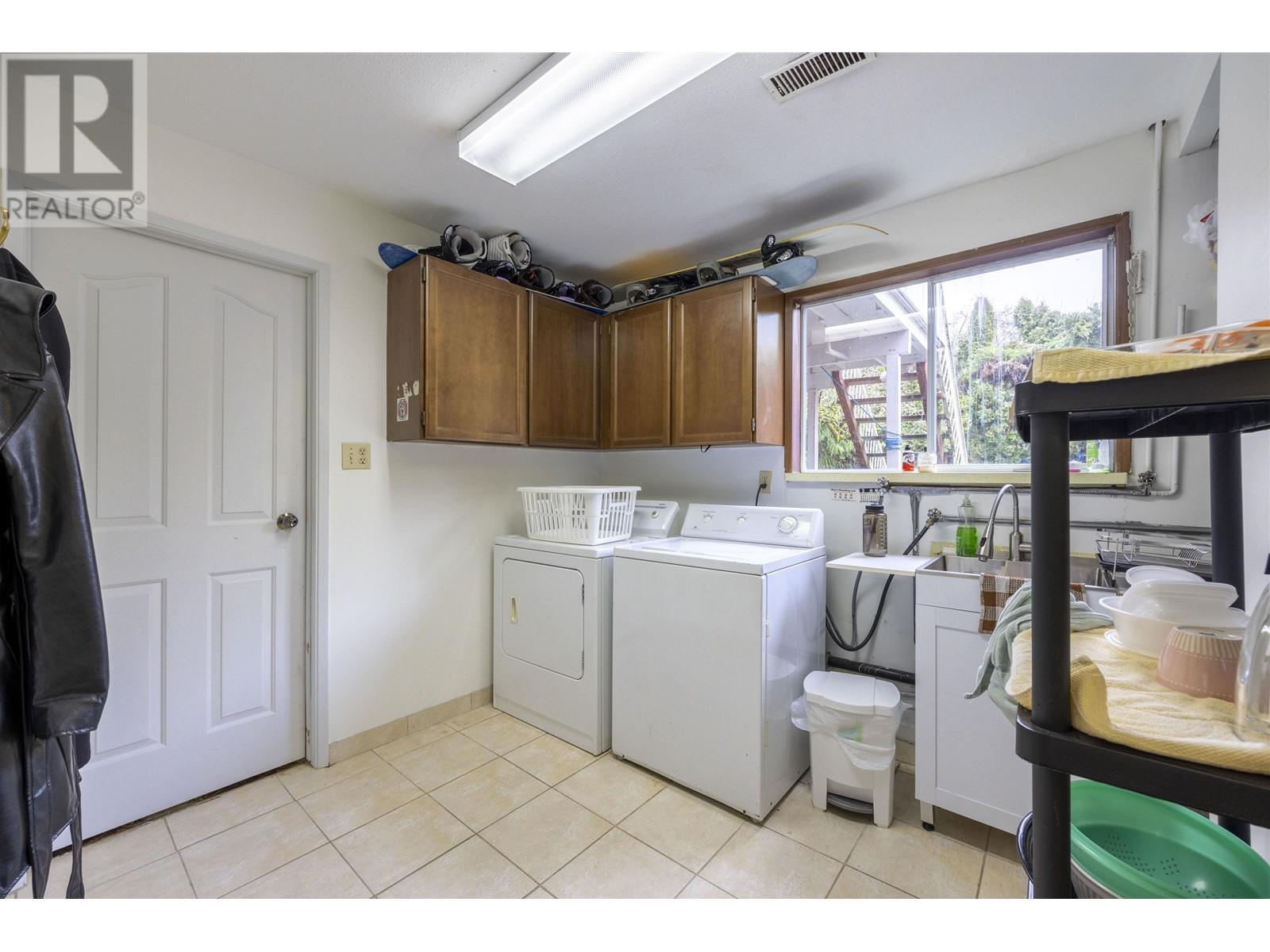 5555 Wallace Road Property Photo 12