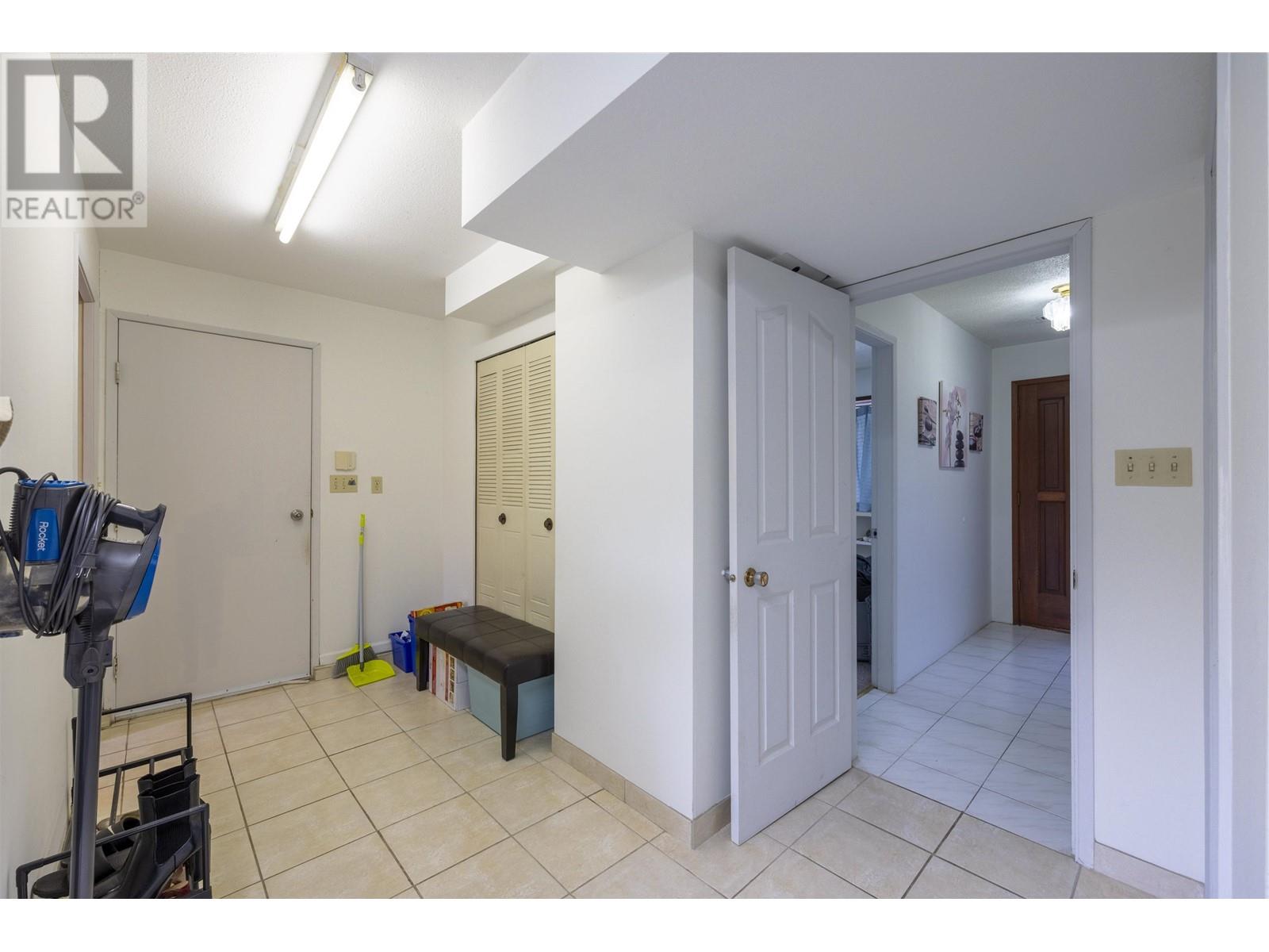 5555 Wallace Road Property Photo 13
