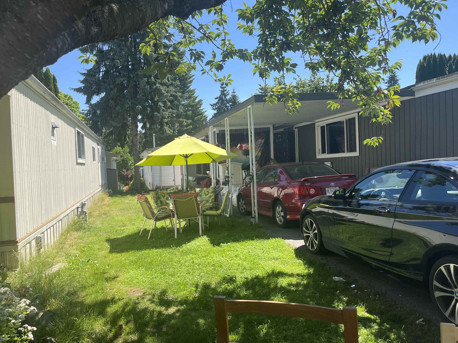 16 7790 King George Boulevard . Property Photo 2