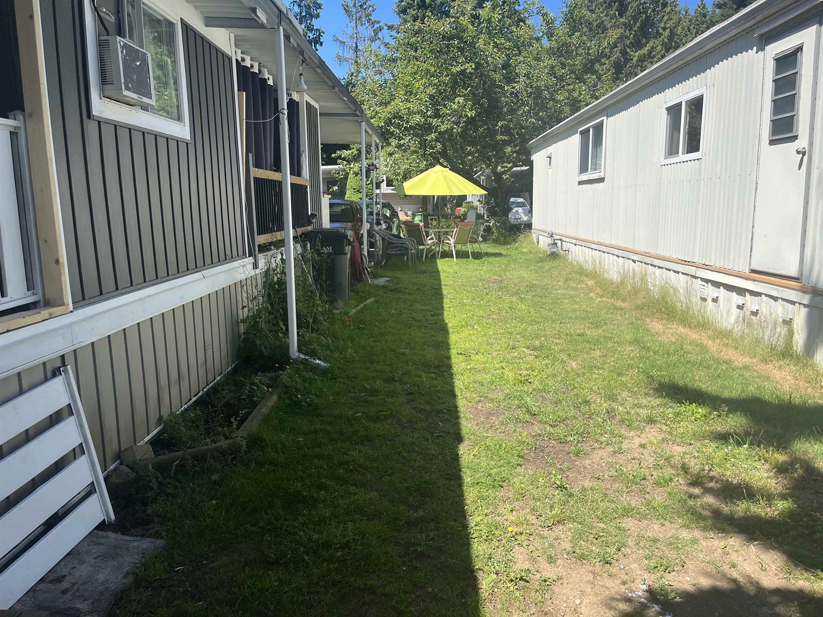16 7790 King George Boulevard . Property Photo 3