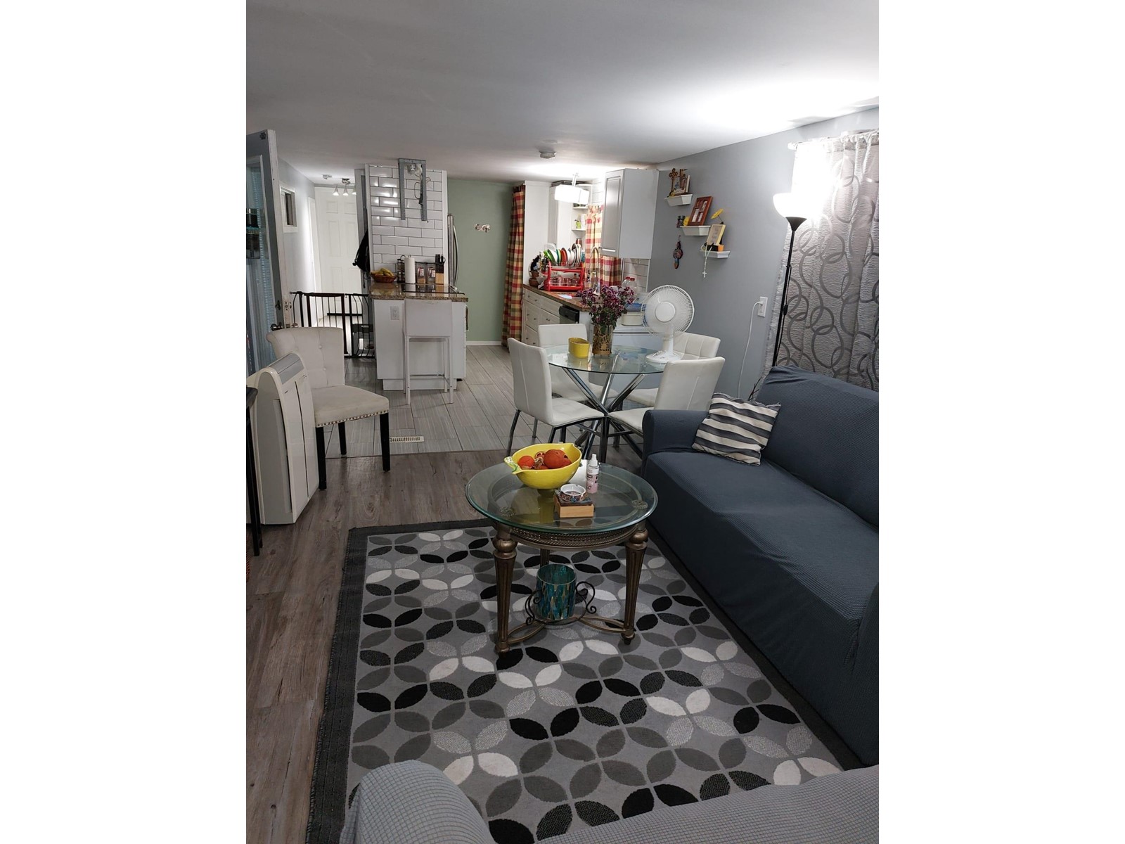 16 7790 King George Boulevard . Property Photo 6