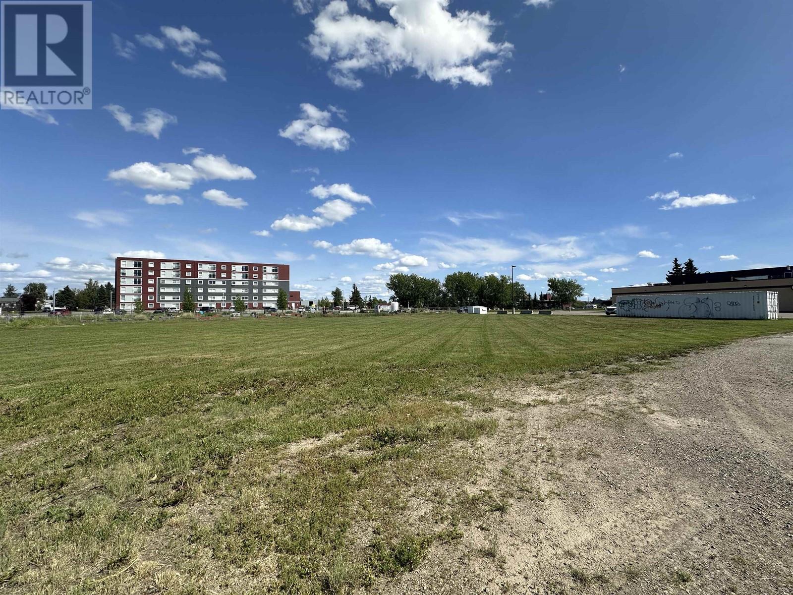 9504 100 Avenue Property Photo 16
