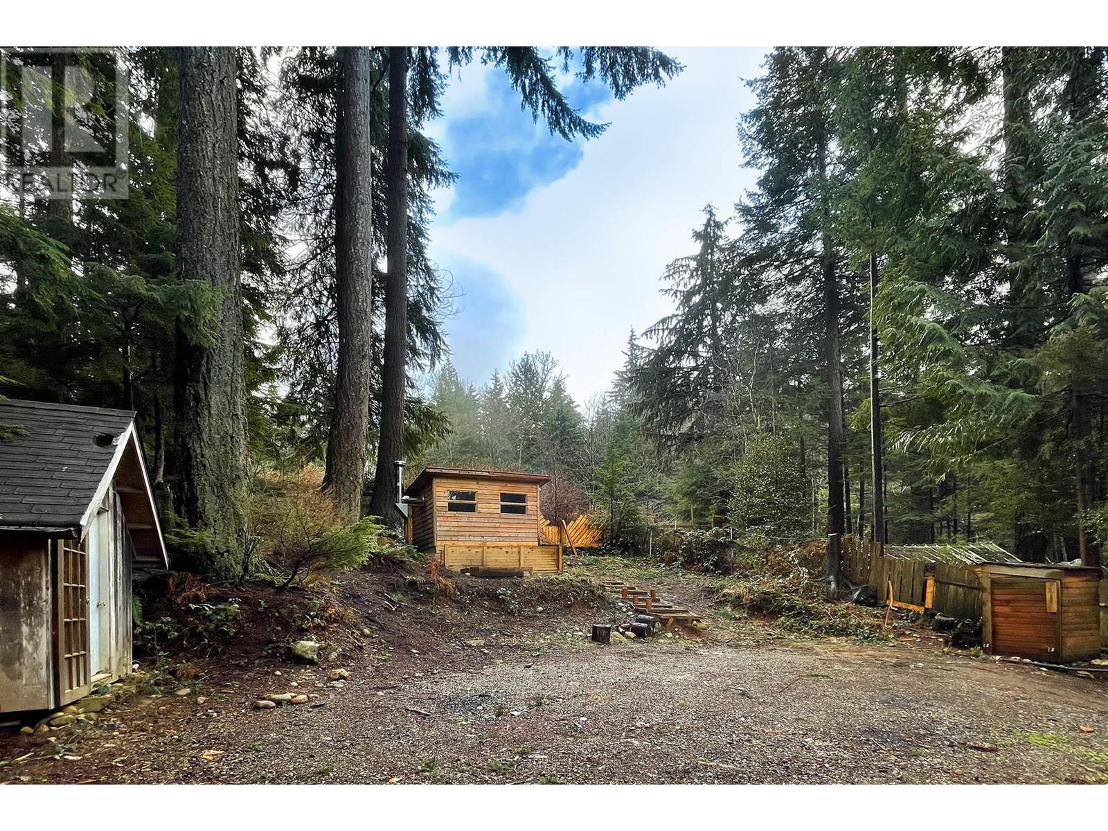 1269 Adams Road Property Photo 4