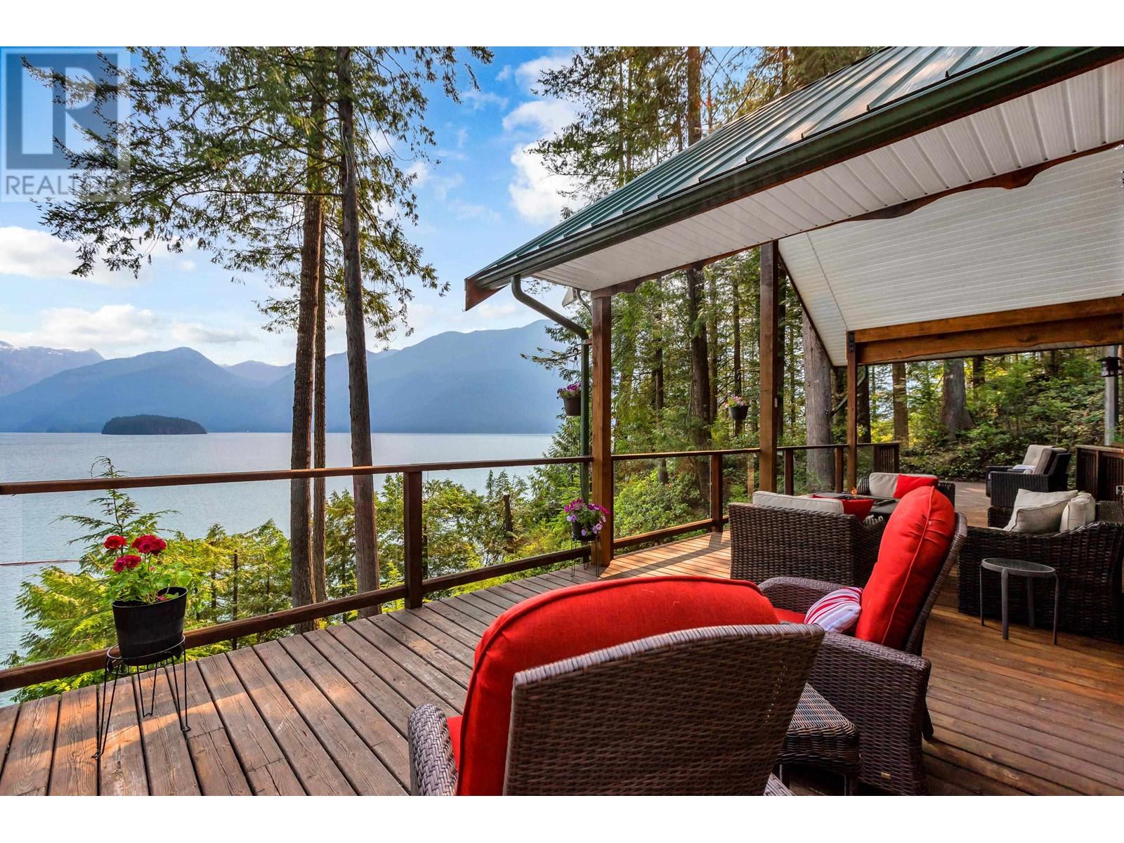 4 Christian Cove Property Photo 4
