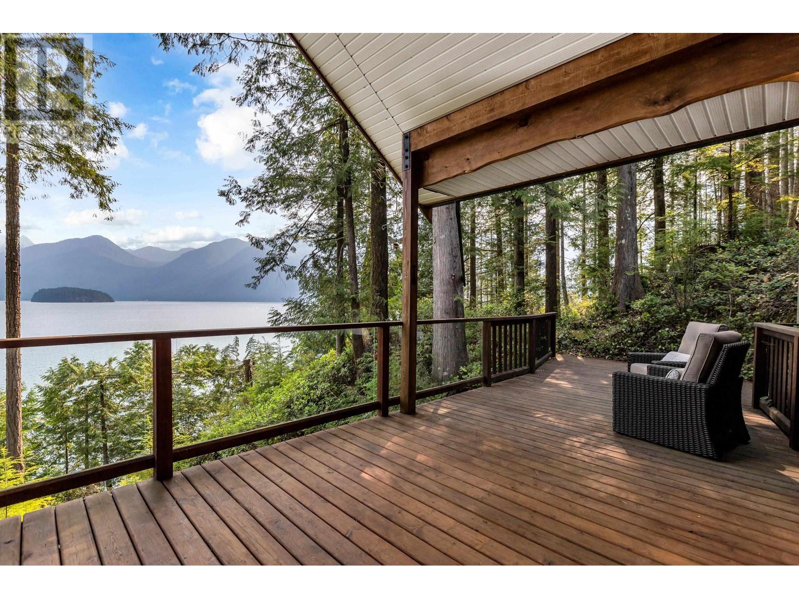 4 Christian Cove Property Photo 8