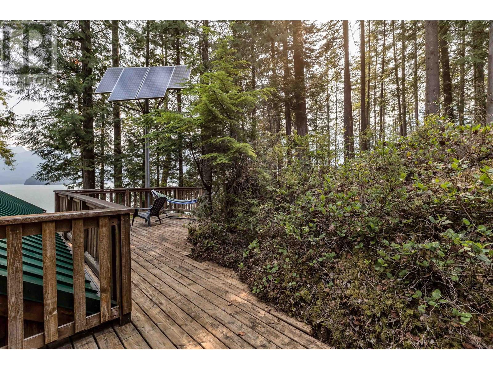4 Christian Cove Property Photo 25