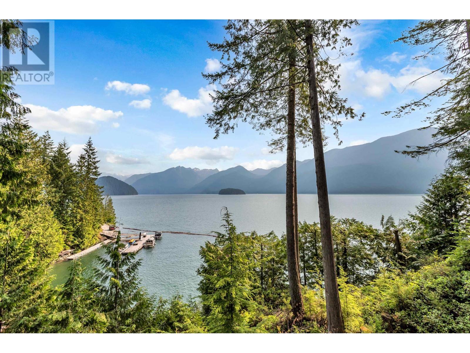 4 Christian Cove Property Photo 26