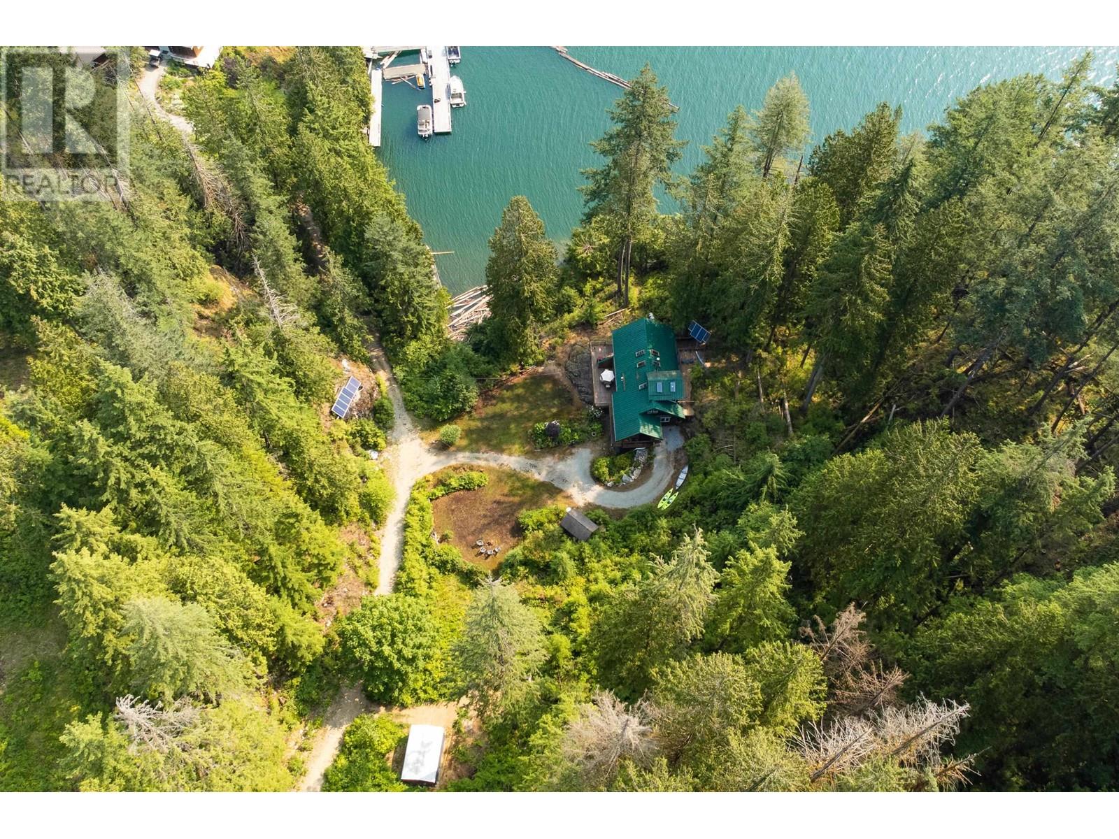 4 Christian Cove Property Photo 27