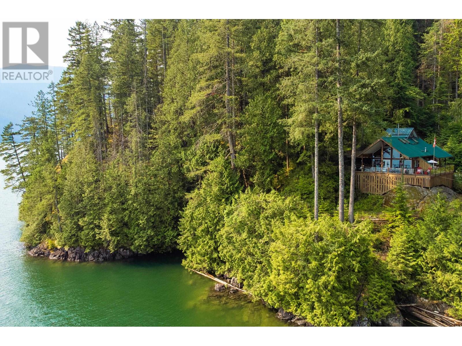 4 Christian Cove Property Photo 28