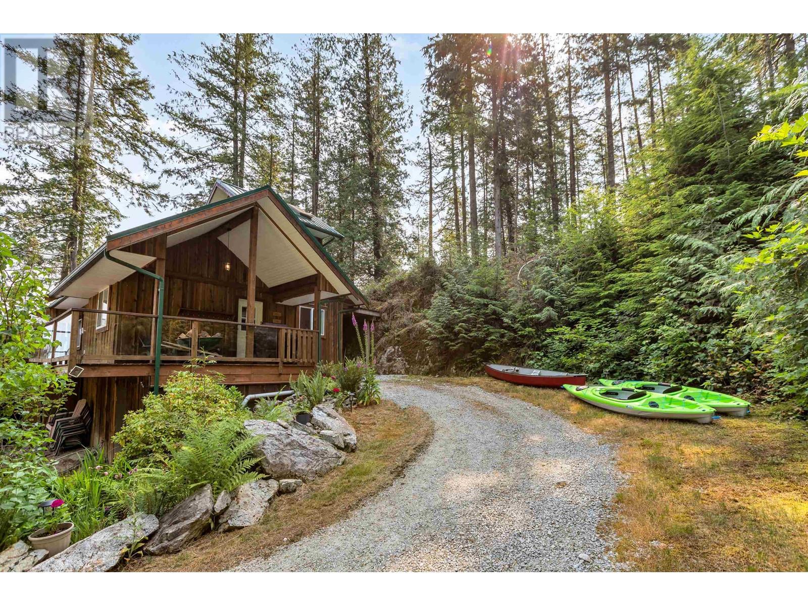 4 Christian Cove Property Photo 30
