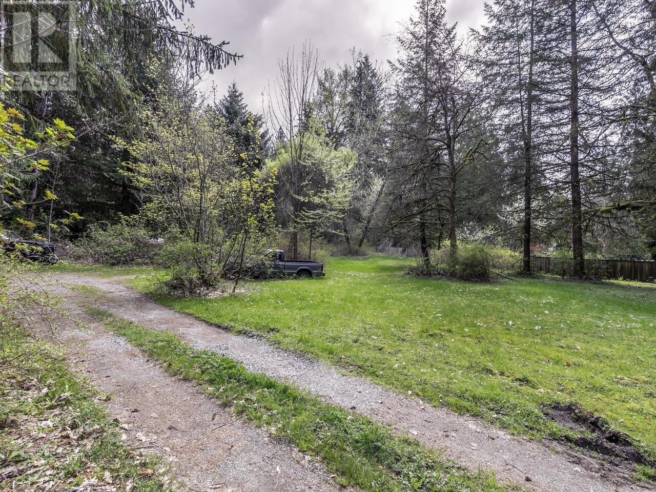 12310 256 Street Property Photo 2