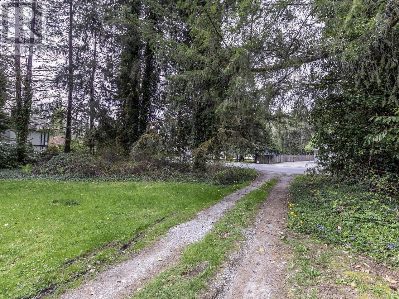 12310 256 Street Property Photo 3