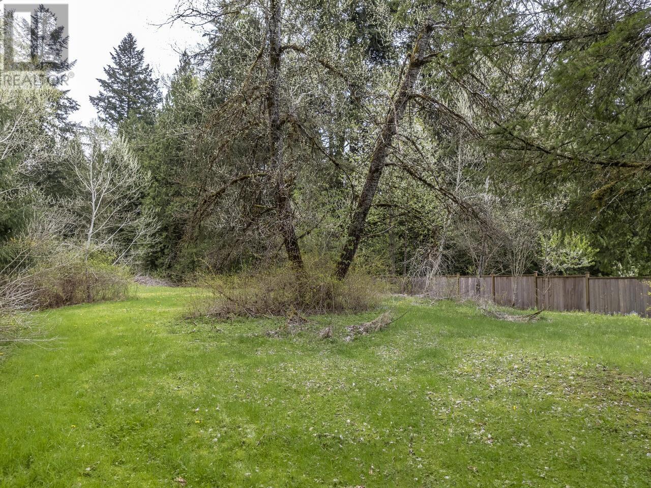 12310 256 Street Property Photo 20